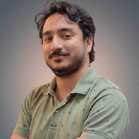 Hamza M.